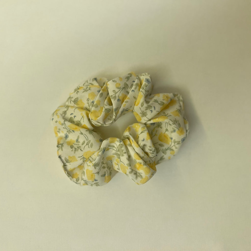 Mimi hair scrunchie