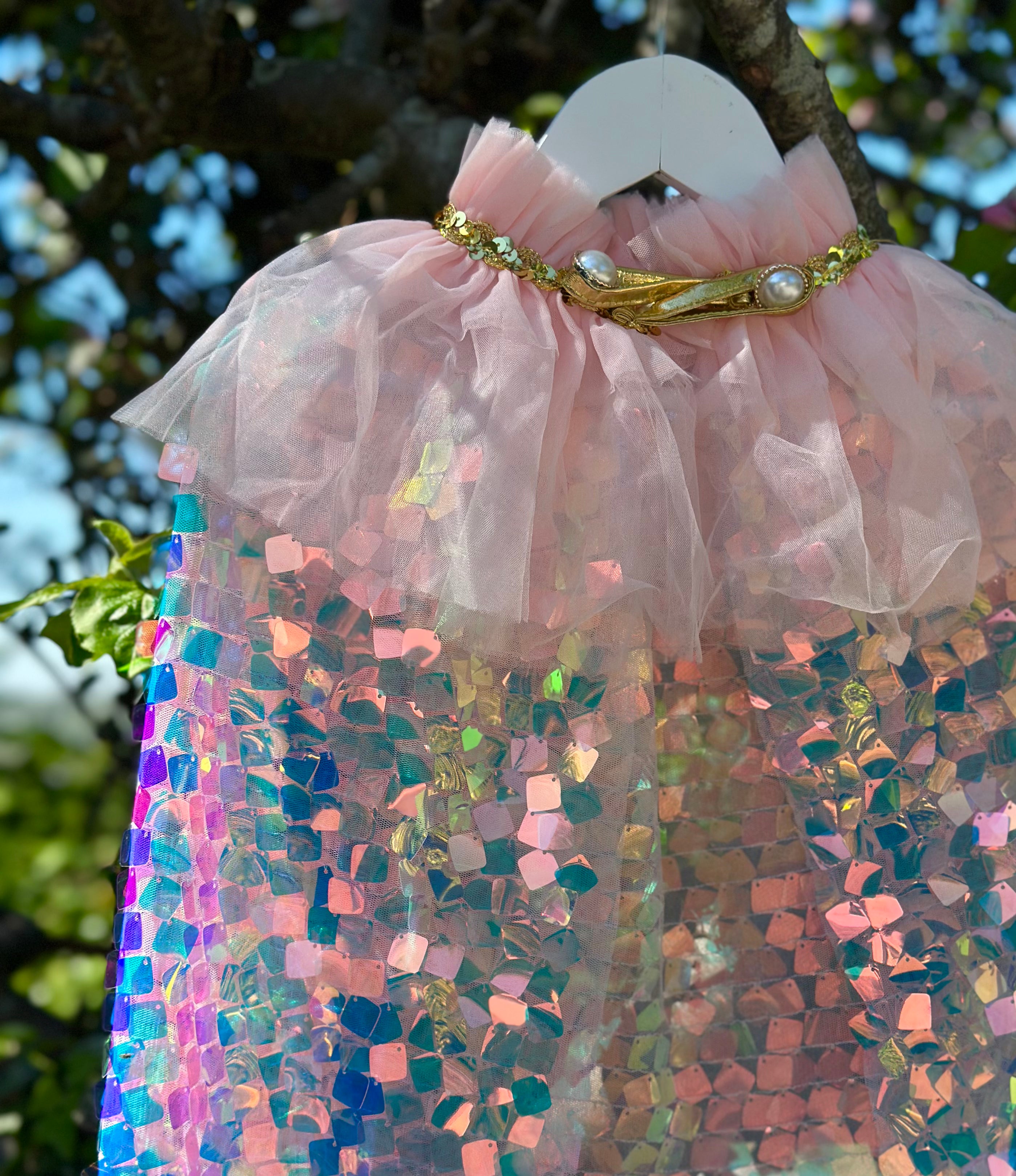 Collar mermaid cape
