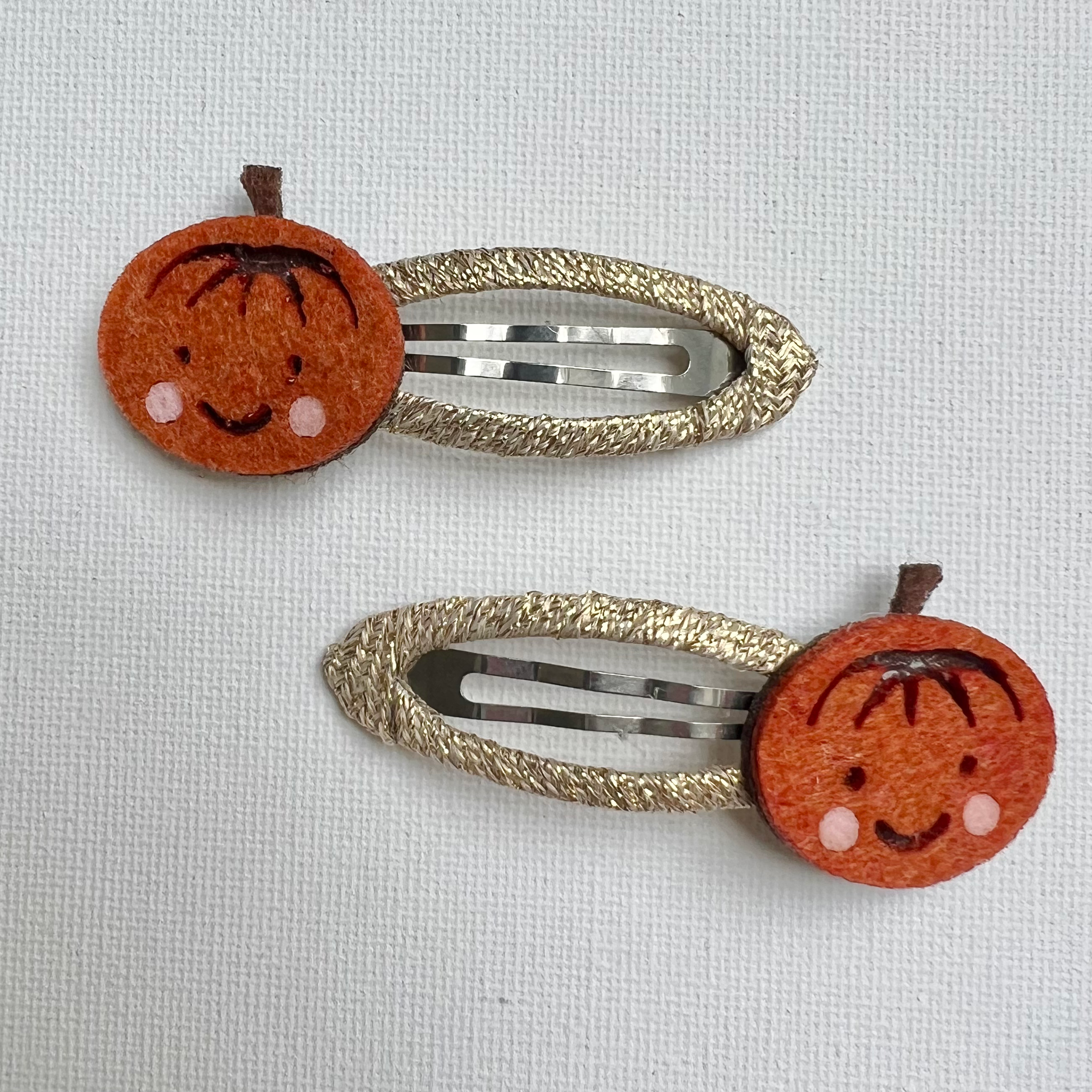 Pip the Pumpkin snap clips (x2)
