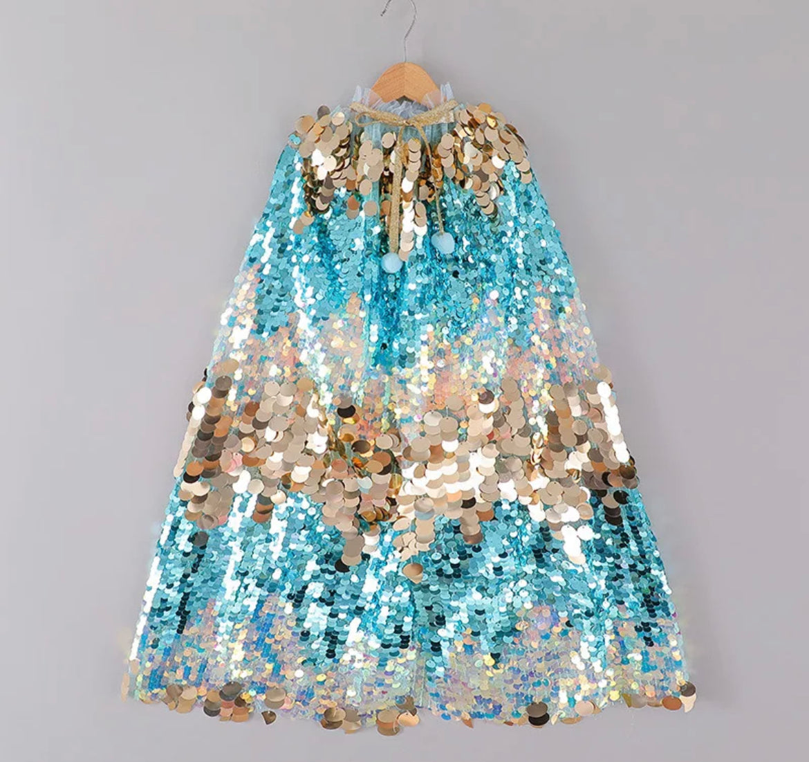 Dazzle cape
