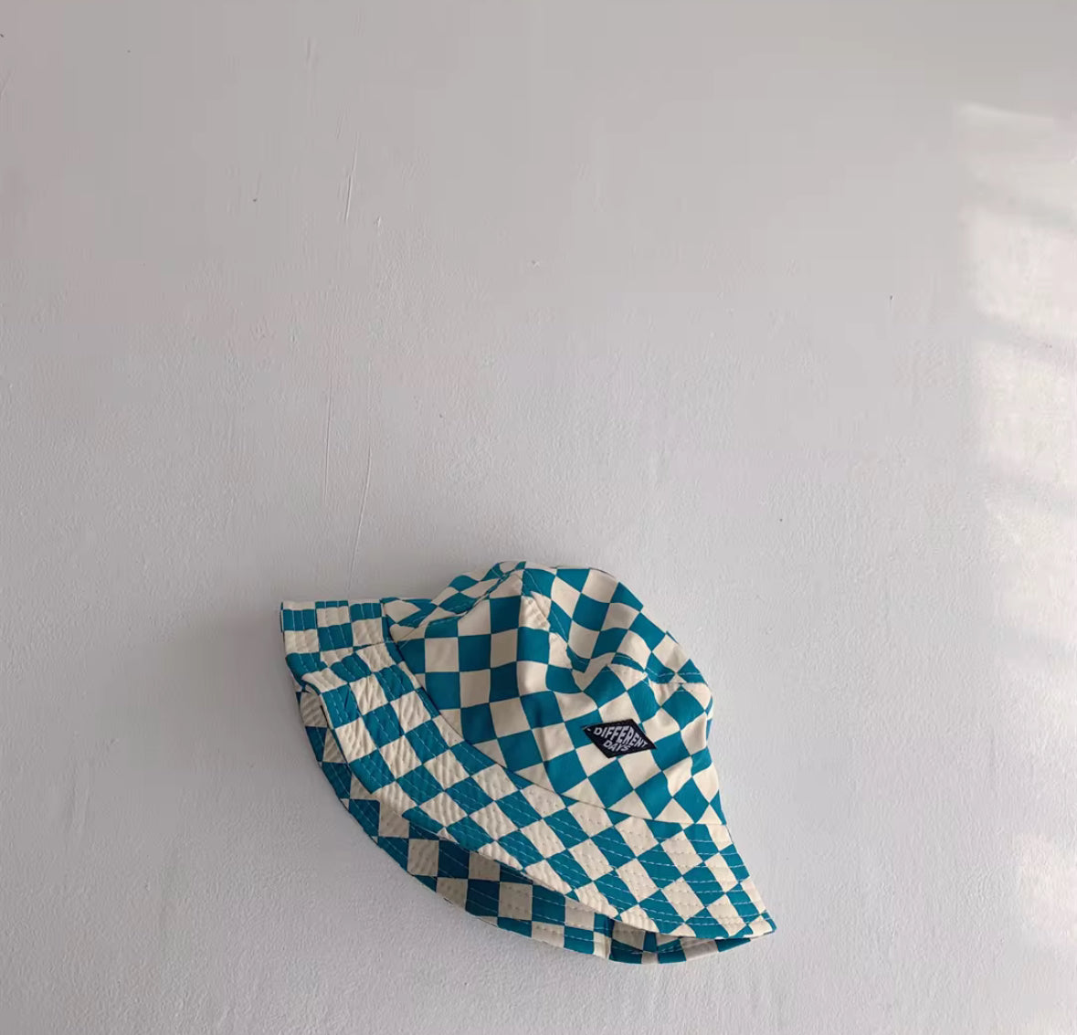 Chequered bucket hat (3 colours)