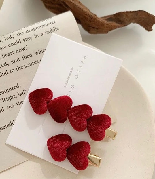 Velvet heart clips (set of 2)