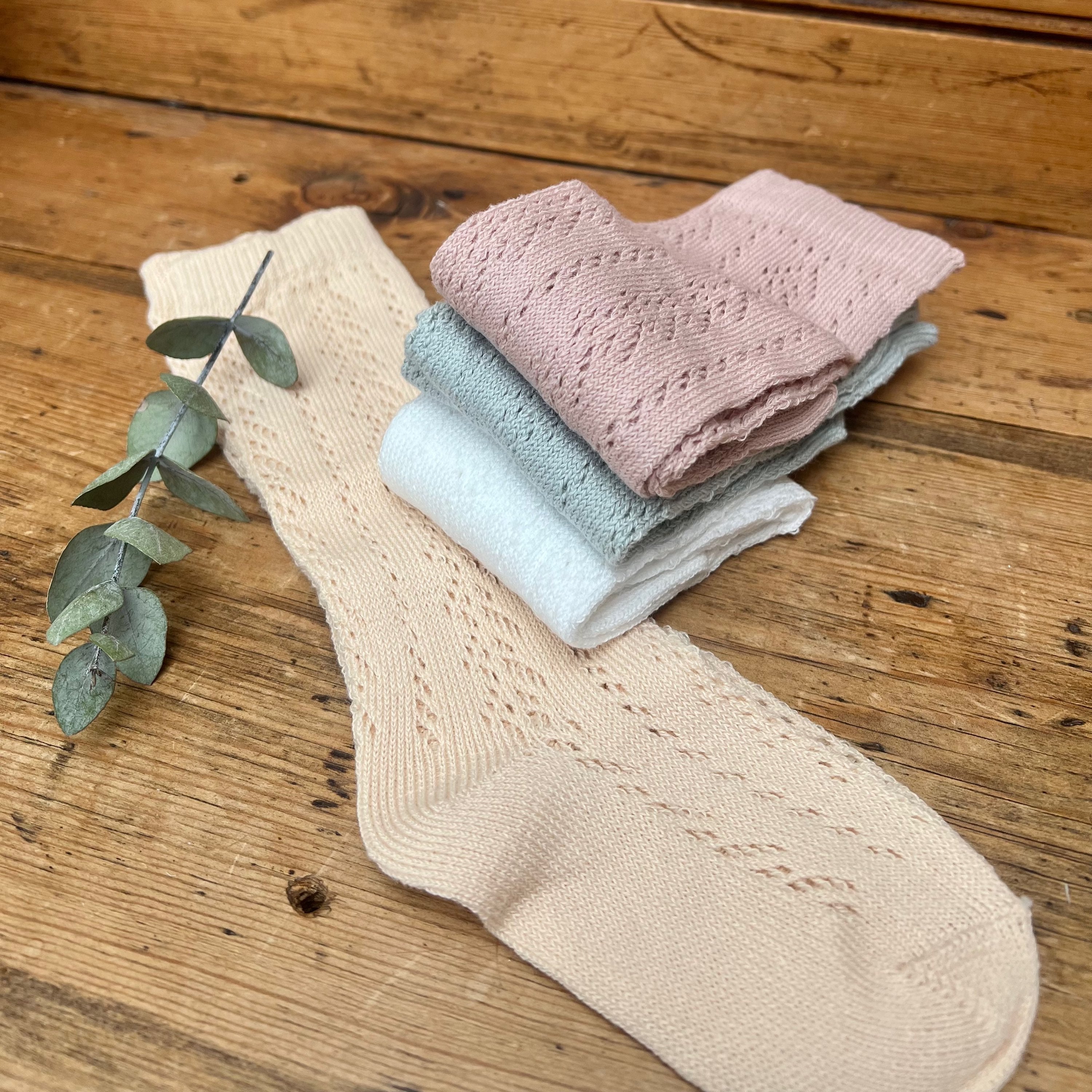 Open knit high socks (four colours)